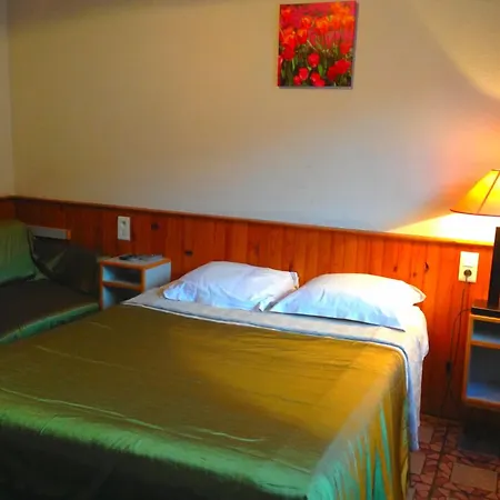 Отель Le Plaza Brussels 3*