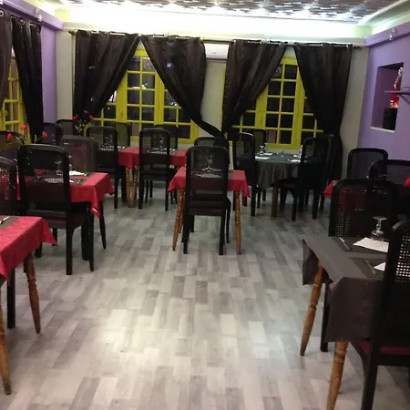 Le Plaza Brussels Отель