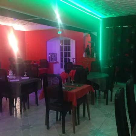 Отель Le Plaza Brussels 3*