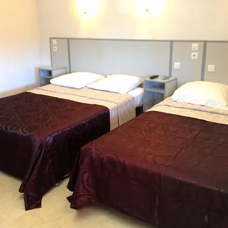 Le Plaza Brussels Отель